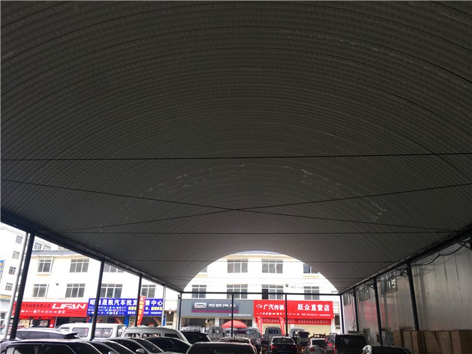 云南水电站内拱形波纹钢屋盖如何安装？